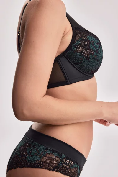 Alles_Moon-M-Bralette_Brazilian-Briefs.side