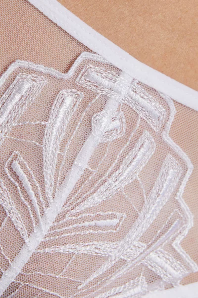 eng_pl_Angel-embroidered-thong-white-2288_4